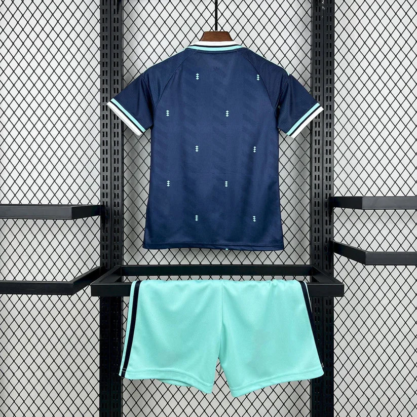 Kit Enfant Allemagne Extérieur 2026/2027
