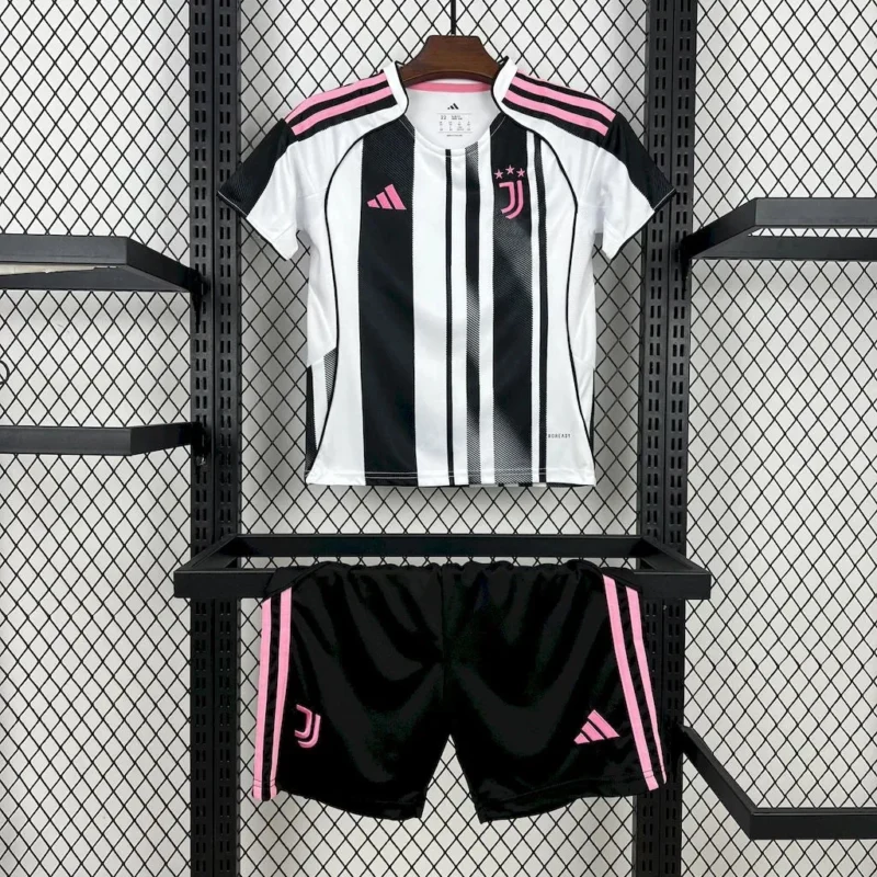 Kit Enfant Juventus Domicile 2025/2026