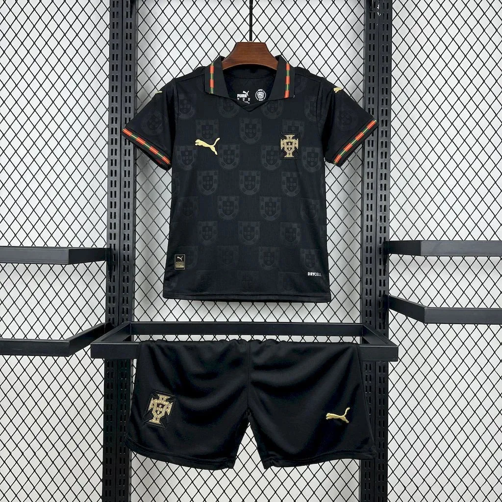 Kit Enfant Portugal Édition Eusebio 2025/2026