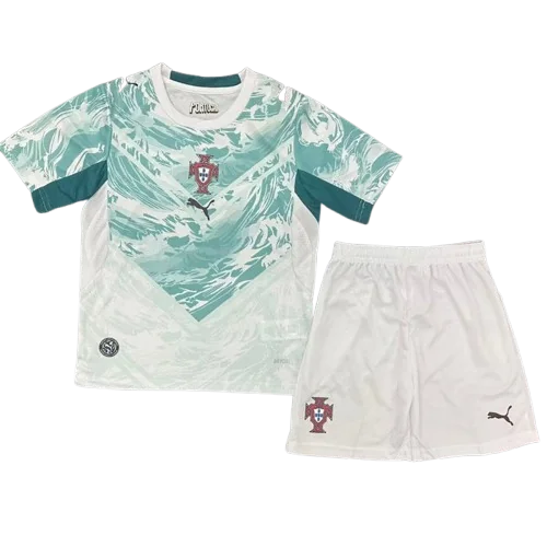 Kit Enfant Portugal Extérieur 2026/2027