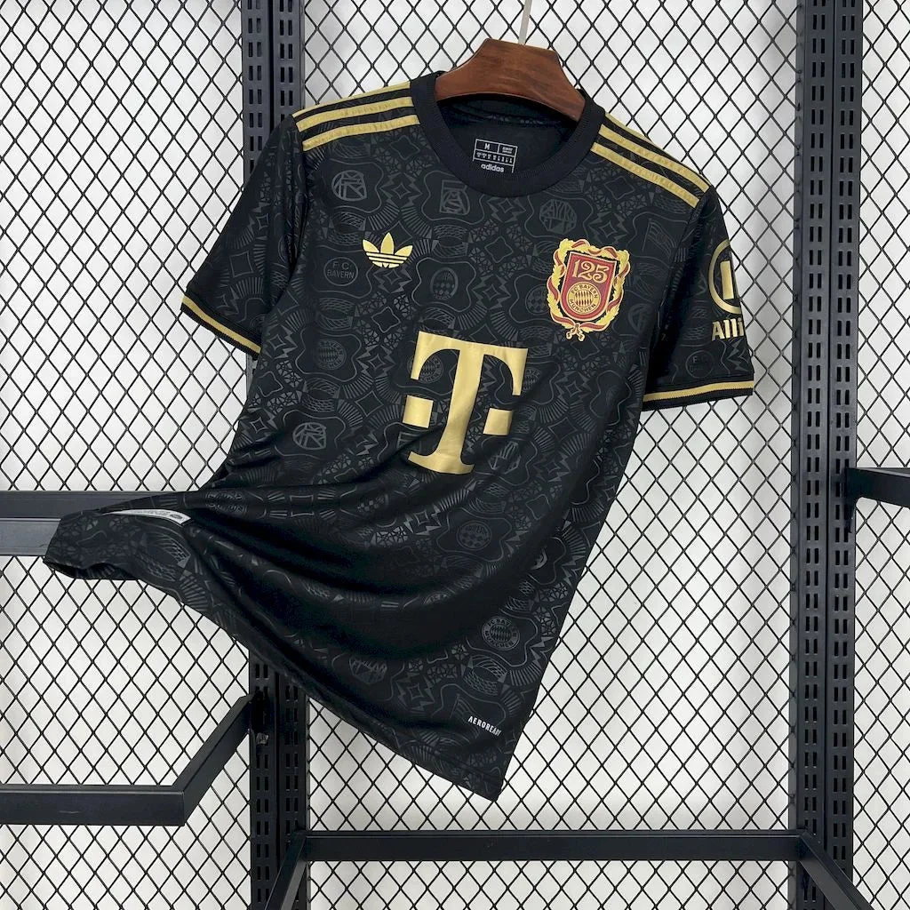 Maillot Bayern Munich 125ème anniversaire 2025/2026